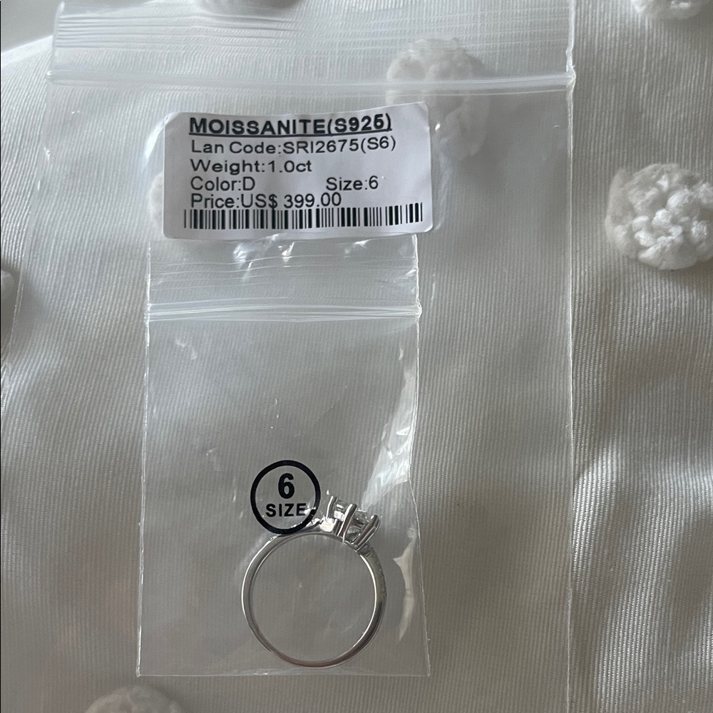 Moissanite SRing